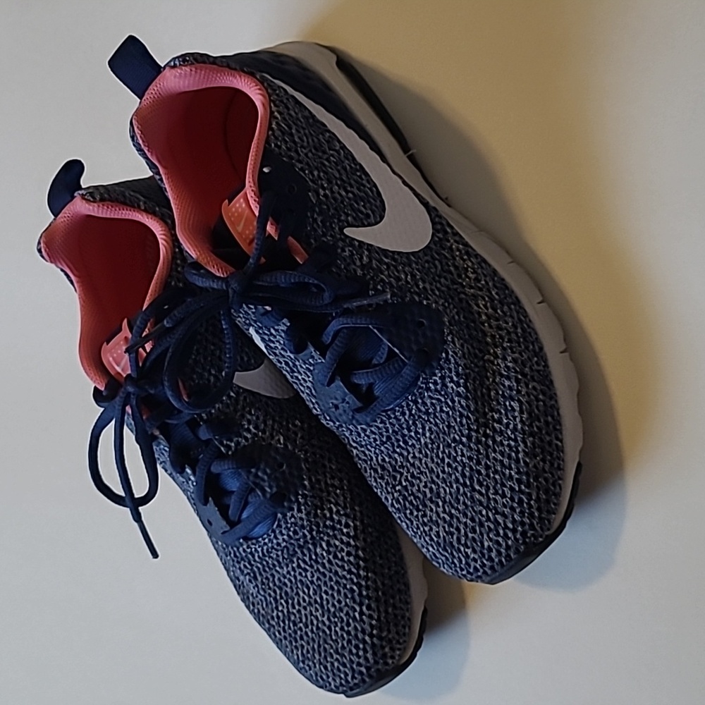 Women's Nike Shoes
